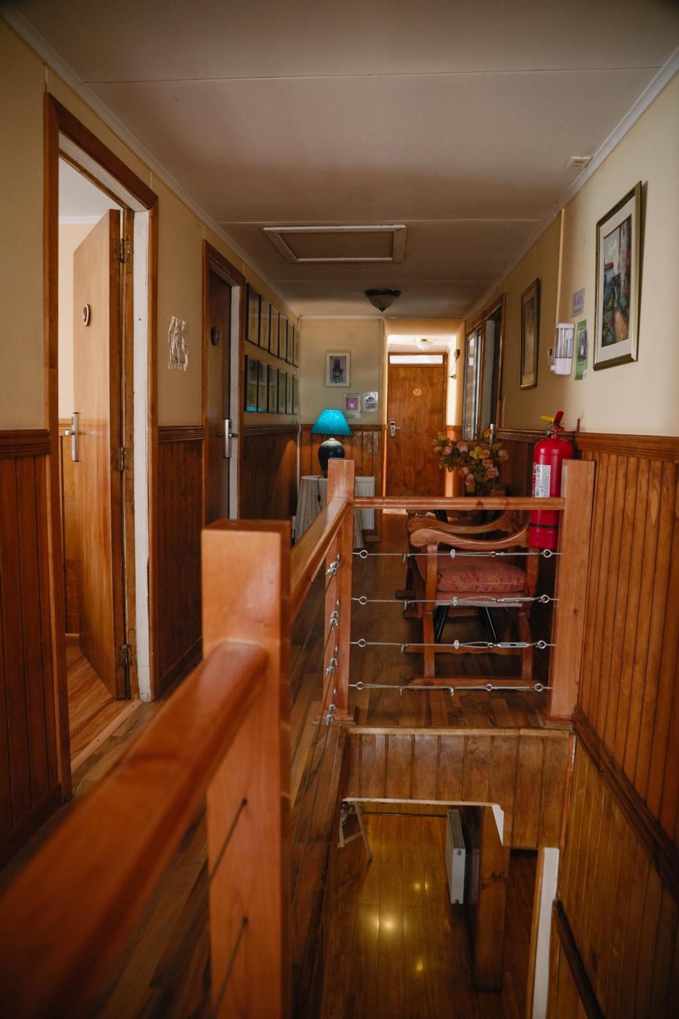 Hostal Hielo Sur Punta Arenas Buitenkant foto