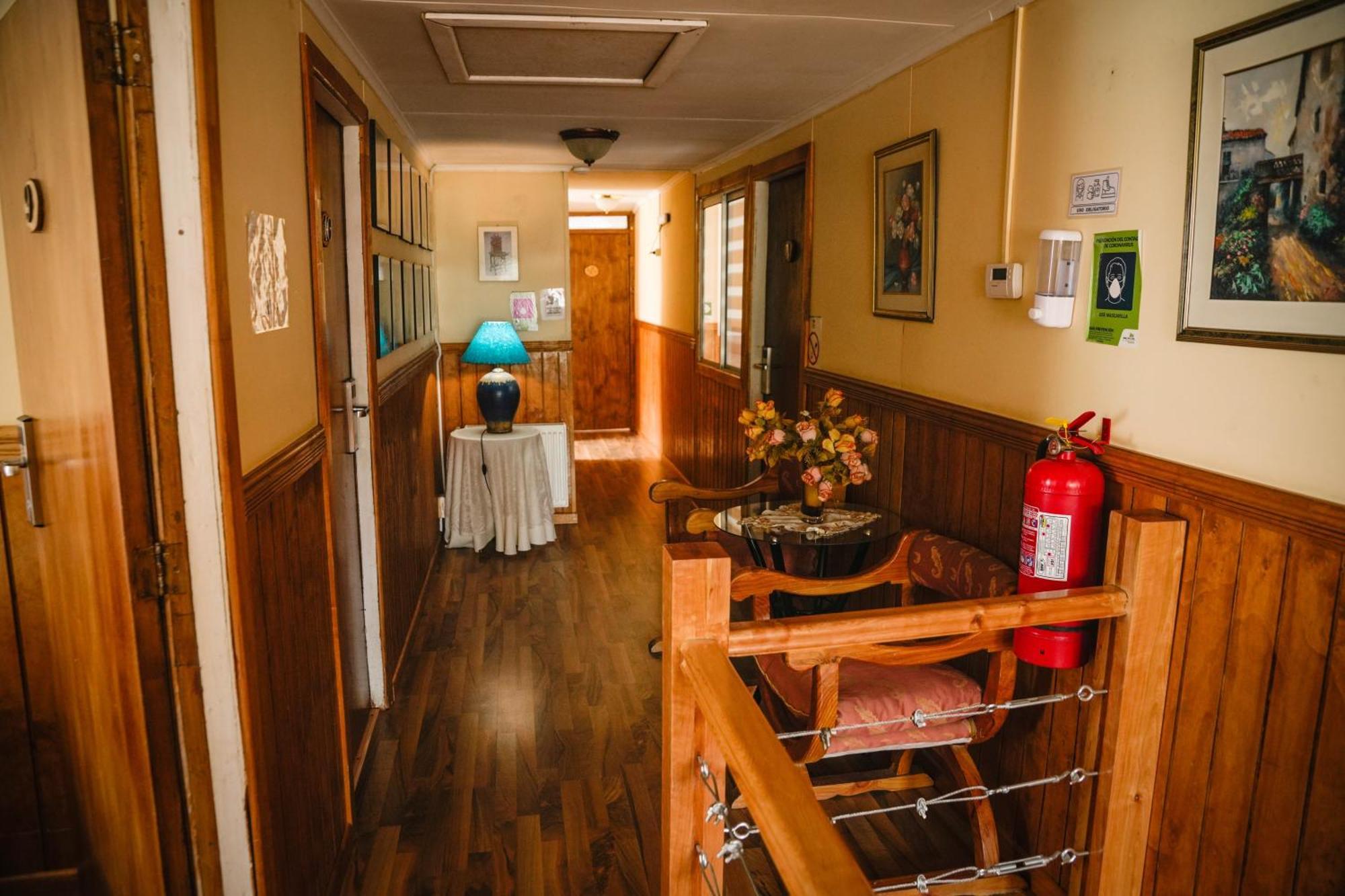 Hostal Hielo Sur Punta Arenas Buitenkant foto