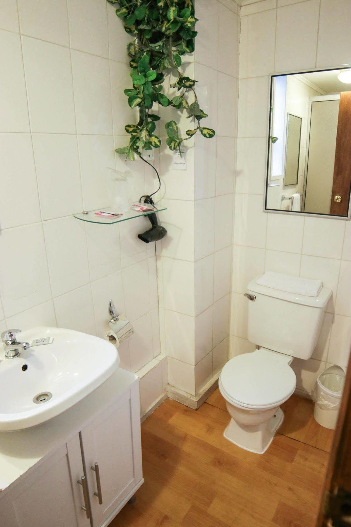 Hostal Hielo Sur Punta Arenas Buitenkant foto